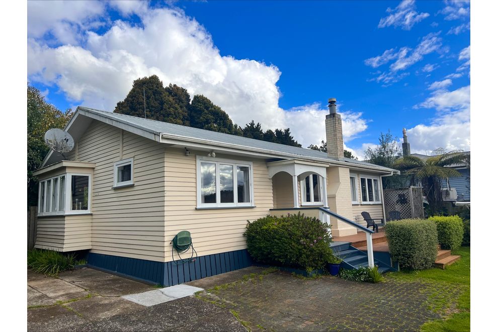 33 Hillcrest Road, Kaikohe, Far North For Sale realestate.co.nz