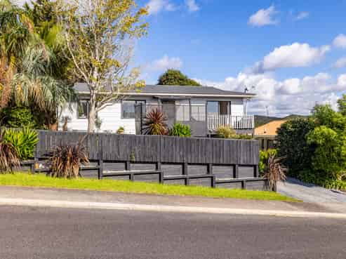 13 Tui Grove, Paihia