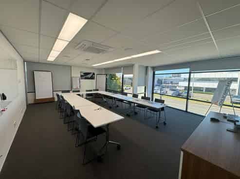 1,115sqm Warehouse in Mount Wellington