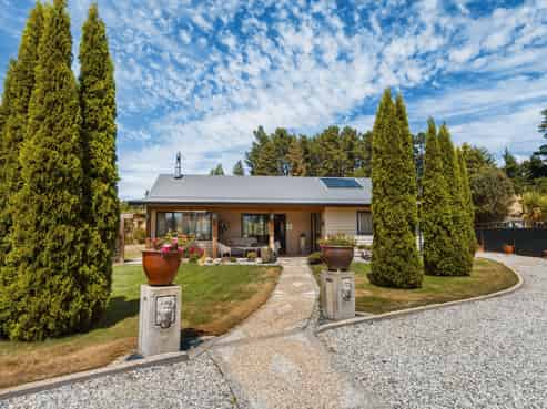 55 Loach Road, Hawea Flat
