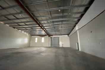Wiri warehouse For Lease