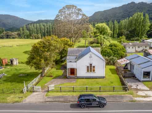 1106 Broadwood Road, Herekino