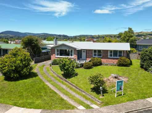 17 Pegasus Drive, Sunnybrook