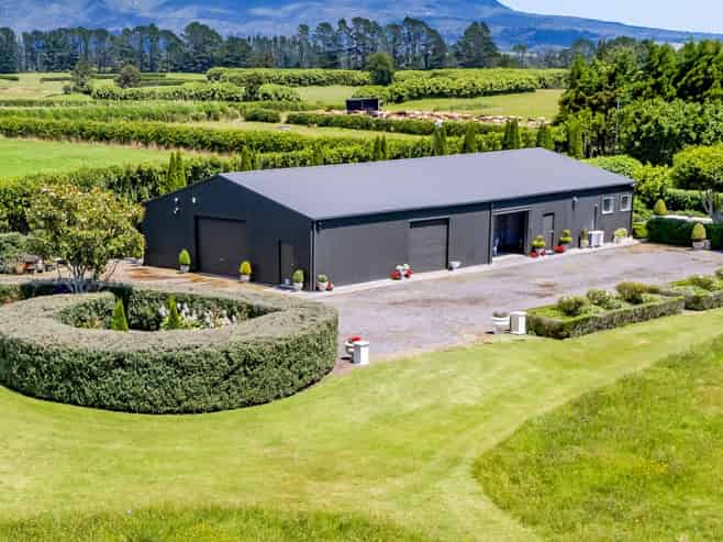 1918 Egmont Road, Kaimiro