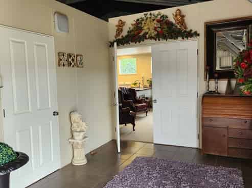 1918 Egmont Road, Kaimiro