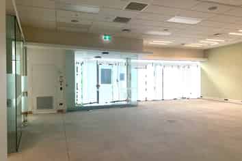 RETAIL IN GLEN EDEN TOWN CENTRE
