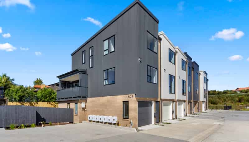 9-52 Rosedale Road, Pinehill