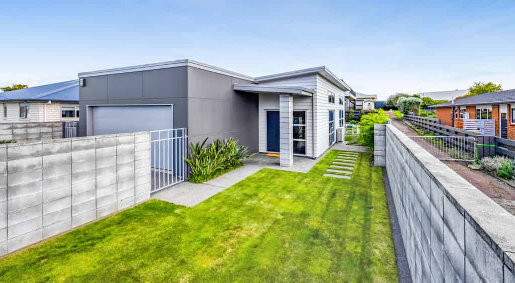17 Victoria Street, Hawera, South Taranaki For Sale realestate.co.nz