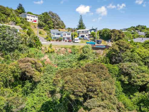 11 Makora Grove, Paremata