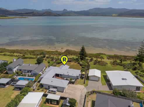 132 Harbour Drive, Matarangi