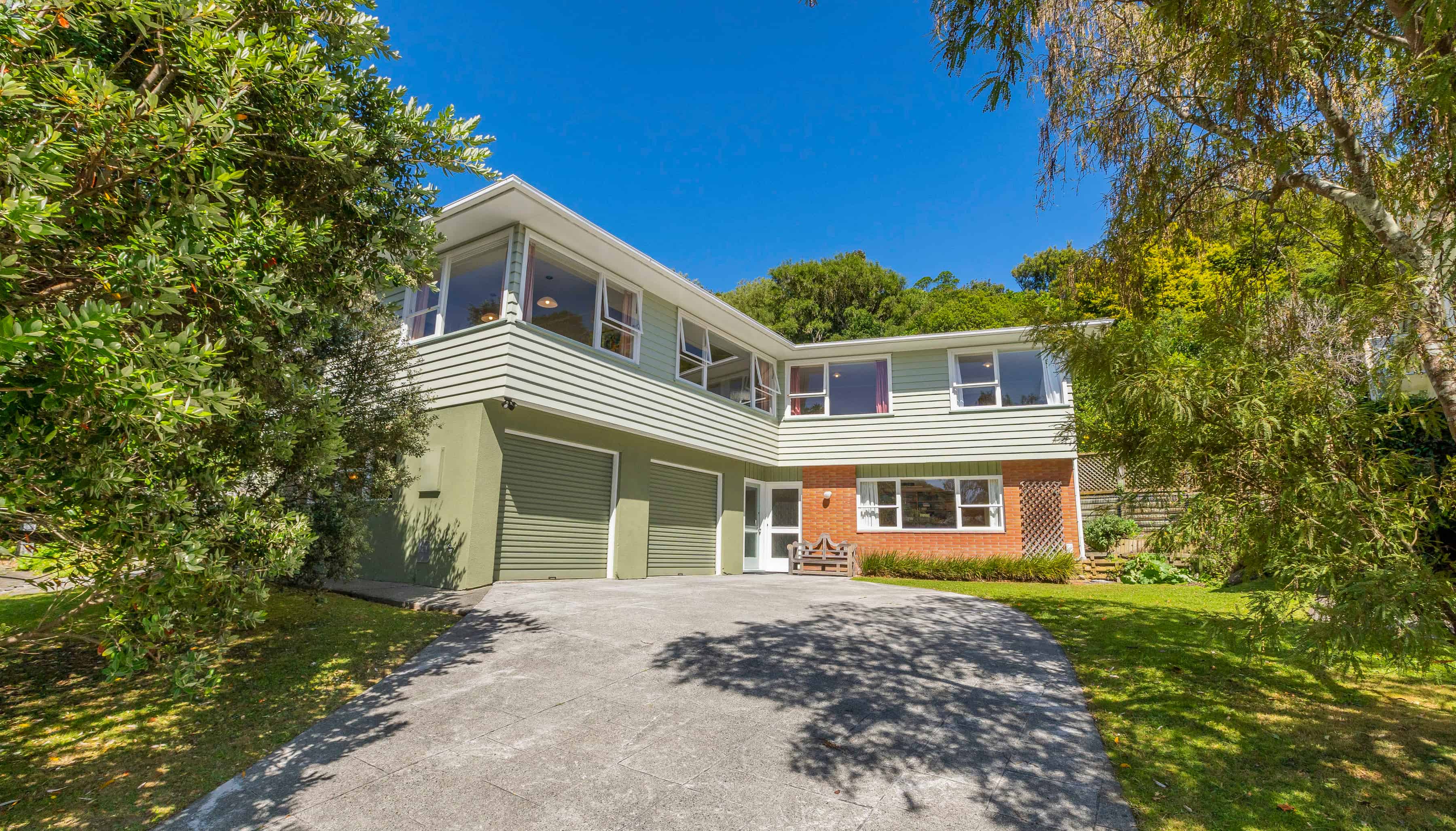 Sold 12 Somerville Terrace, Tawa realestate.co.nz