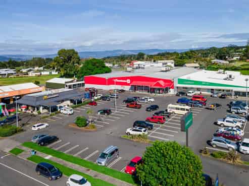 Prime investment property with national tenant