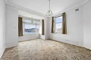 49 The Crescent, Roseneath