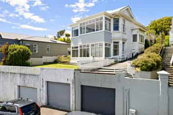 49 The Crescent, Roseneath