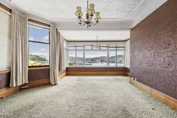 49 The Crescent, Roseneath