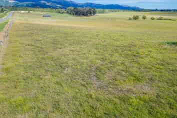 1 Whitneys Road, WAIMATE
