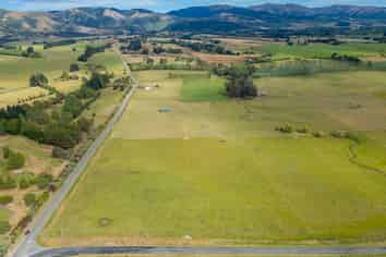 1 Whitneys Road, WAIMATE