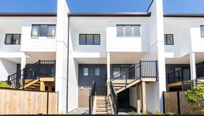 15 Mataitai Road, Hobsonville