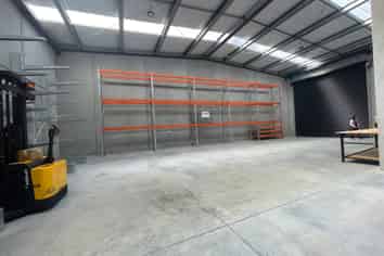 Brand New warehouse in Drury