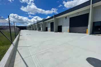 Brand New warehouse in Drury