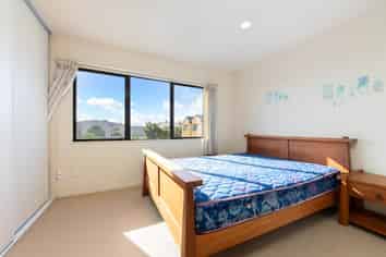1/12 Crown Lynn Place, New Lynn