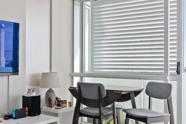 Apartment with Spa, Gym, and Parking! - Vista 3