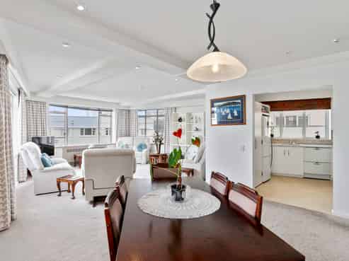 3C/274 Oriental Parade, Oriental Bay