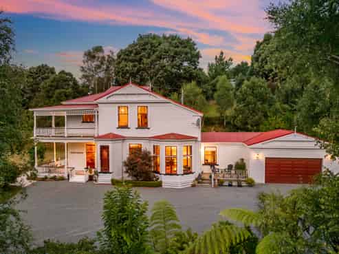 215A Katherine Mansfield Drive, Whitemans Valley