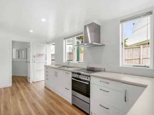 1-5/10 Church Crescent, Panmure
