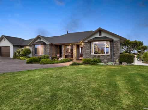 146 Aka Aka Road, Puni