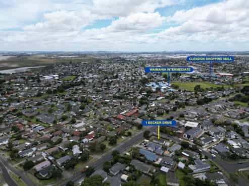 1 Becker Drive, Weymouth