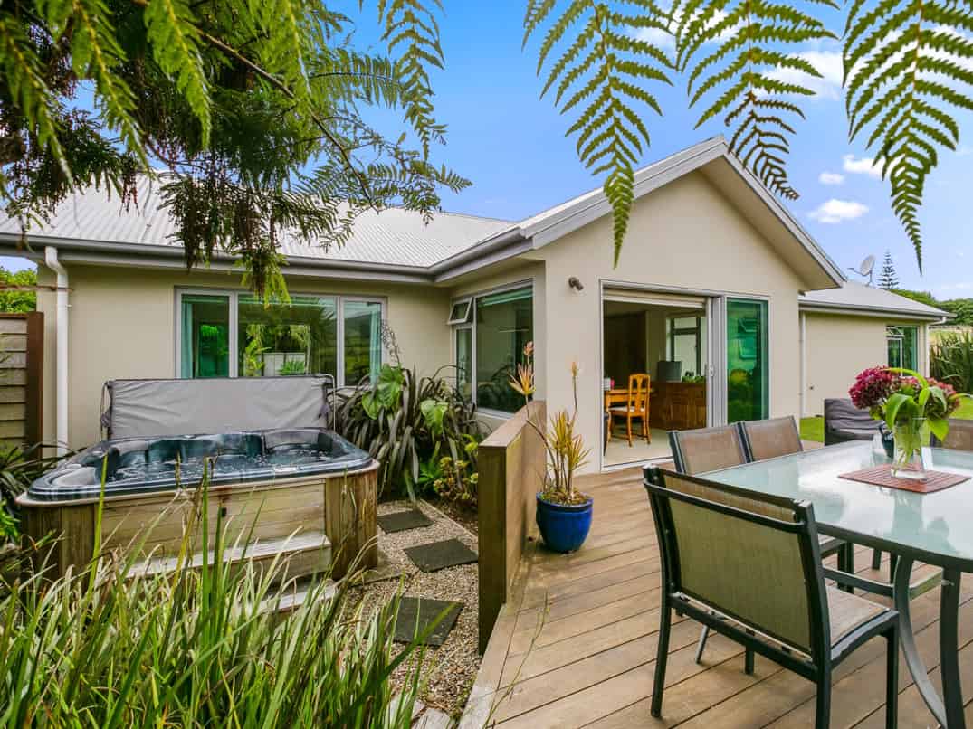 Oakura Homes and Real Estate for Sale realestate.co.nz