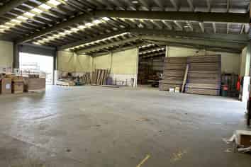 Large Waiwhakaiho Warehouse