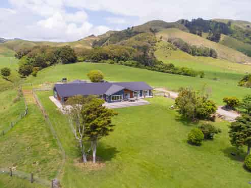 32 Hautere Cross Road, Te Horo