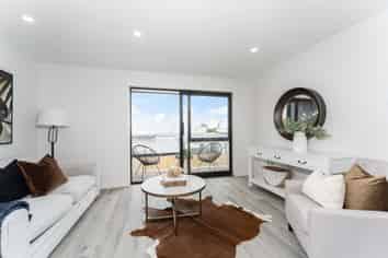Unit 1/51 Court Crescent, Panmure