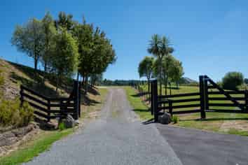 12 Oakdale Drive, Kinloch
