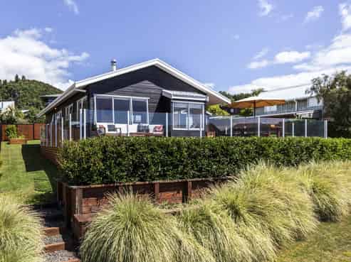 10 Ngati Parekawa Drive, Whareroa