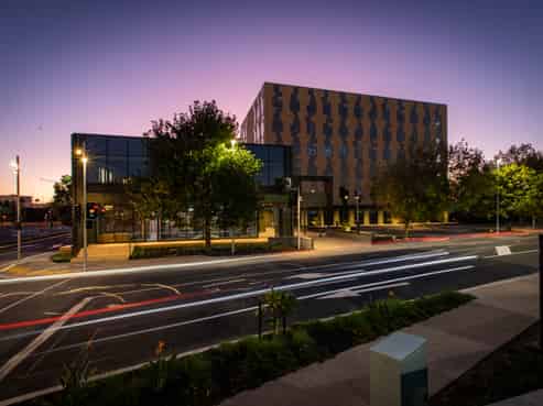 Productive office space for 2 in Regus Sylvia Park