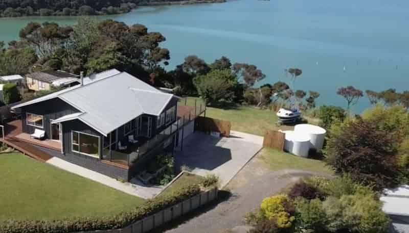 23 Lewer Road, WHANGAROA