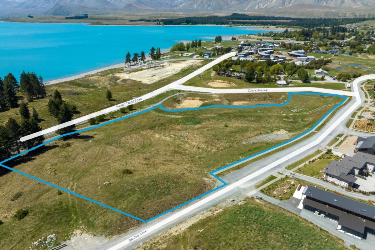 Prime tourism land - buy one or all - Pamja 2