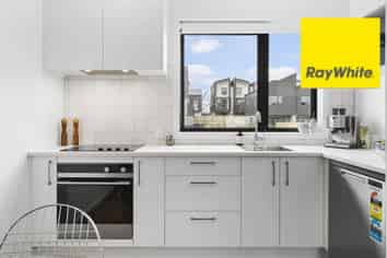 Unit 11/28 Westgate Drive, Westgate