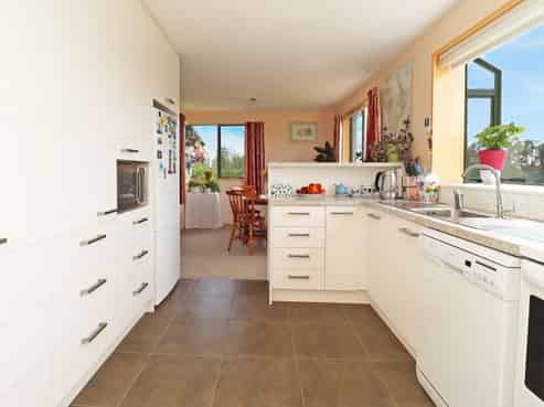 53 Maudes Road, Deborah