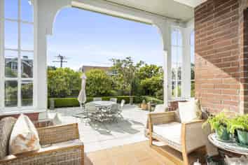 14 and 14A Ings Avenue, Saint Clair