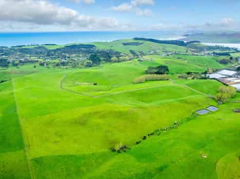  146 Te Hutewai Road and 339B Wainui Road, Raglan