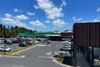 Seeking medical tenants - Pinehill Central 