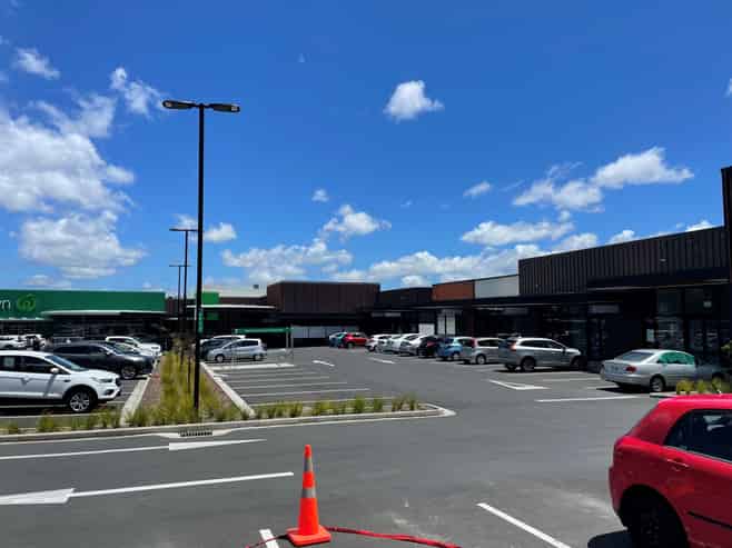 Seeking medical tenants - Pinehill Central