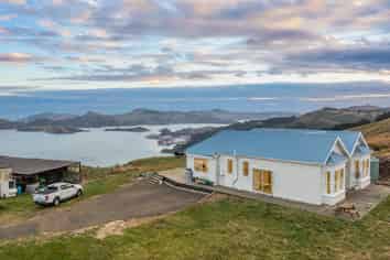2 Heyward Point Road, Purakaunui