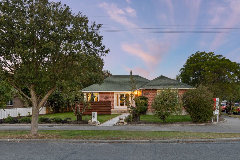 Sold 26 Charlcott Street, Burnside realestate.co.nz