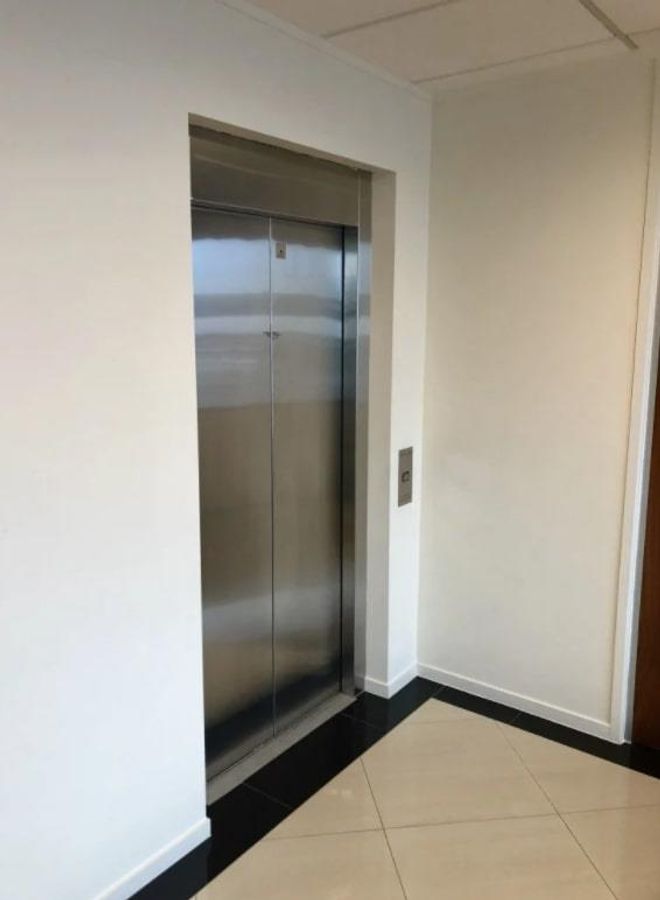 139sqm Office on great south road - Mehr