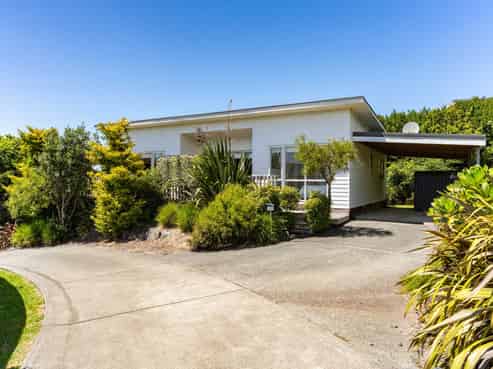 8 Manuka Close, Mangawhai